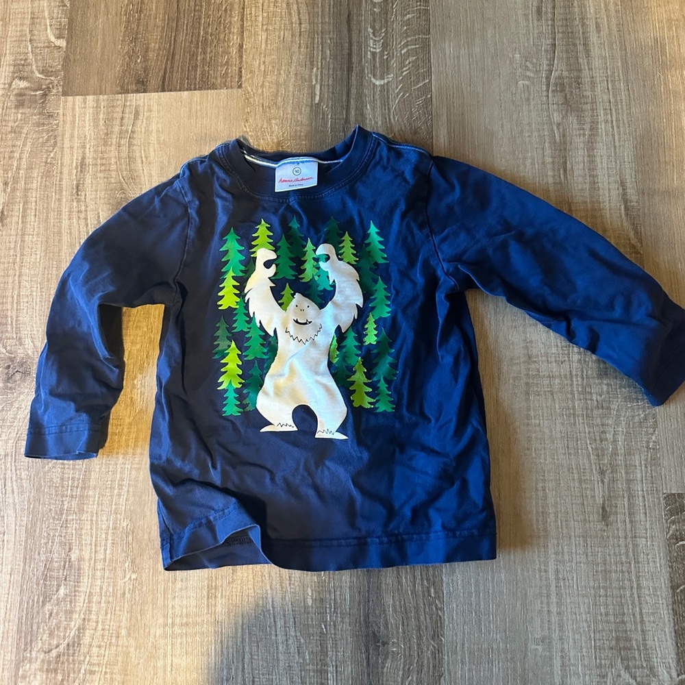 Hanna Andersson Navy Blue Yeti Long Sleeve Tee‎
